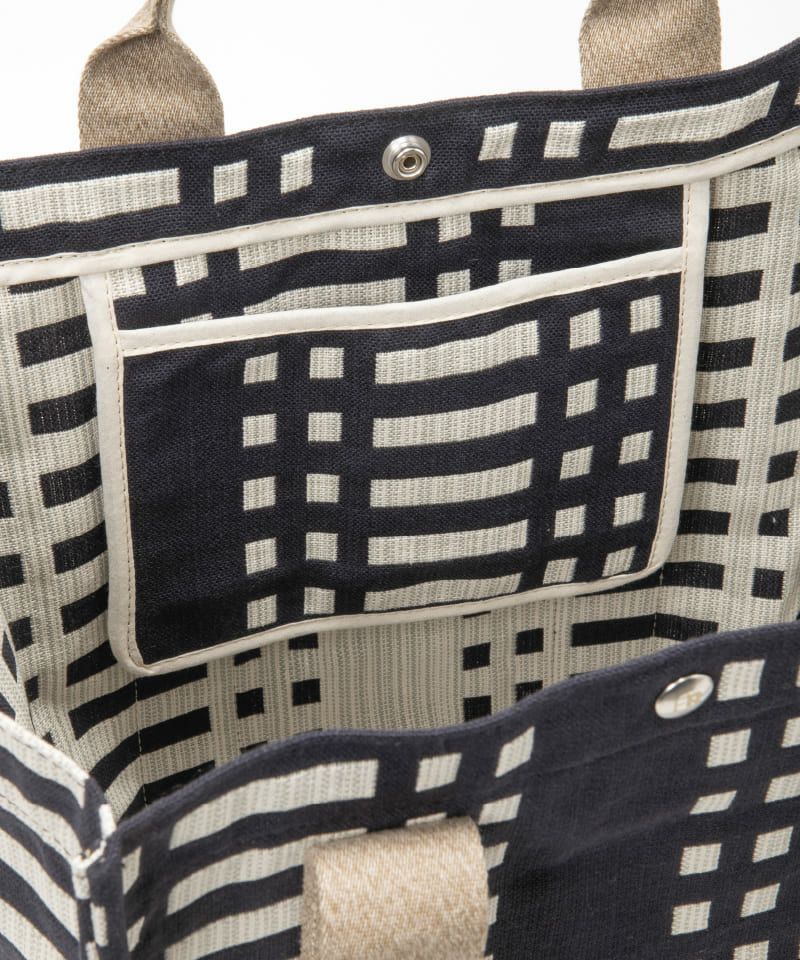 SQUARE CAB32 NEOJ-V | Online Store | FRANCOIS RENIER
